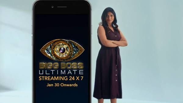 ஜூலி வந்தால் நமக்கு ஜாலி... கொண்டாடும் நெட்டிசன்கள்... ஆரம்பமே இப்படியா