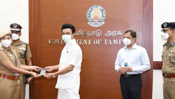 போலீசாருக்கு குட் நியூஸ்.. இனி லீவ் லெட்டர் இல்லாமல் விடுப்பு.. CLAPP ஆப் வந்தாச்சு..முழு விவரம்