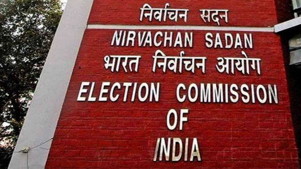 மணிப்பூர்: சிறப்பு முகாம்களில் போராளிகள் வாக்களிக்க வாக்குச் சீட்டு- தேர்தல் ஆணையம் ஒப்புதல்