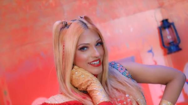 ஐக்கி பெர்ரியின் அசத்தலான வெற்றி.. ஆர்ப்பரிக்கும் ரசிகர்கள்... இது வேற லெவல் திறமை