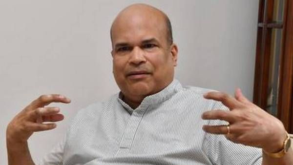 ஈழத் தமிழருக்கு அதிகாரப் பகிர்வை விட அபிவிருத்திதான் தேவை.. சொல்வது இந்தியாவுக்கான இலங்கை தூதர்!