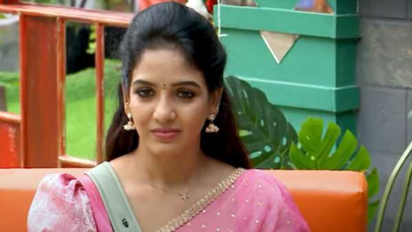 தொடர்ந்து 10 முறை... கெத்து காட்டிய பாவனி..வாழ்த்துக்களை குவிக்கும் ரசிகர்கள்