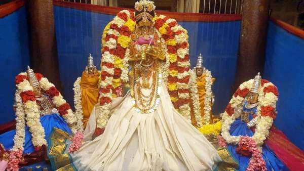 வைகுண்ட ஏகாதசி விழா சொர்க்கவாசல் திறப்பு : பெருமாள் கோவில்களில் பக்தர்கள் கோவிந்தா முழக்கம்