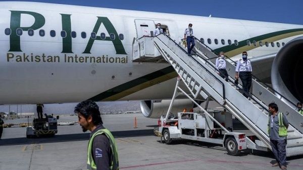 ''Shift time Over'' பாதி வழியில் கிளம்பிச் சென்ற பாகிஸ்தான் பைலட்! கூச்சல்போட்டு கத்திய பயணிகள்!