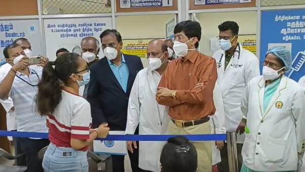 21 மாவட்டங்களில் கொரோனா குறைகிறது, 4 மாவட்டங்களில் மட்டும் சவால் -முக்கிய தகவல் கூறிய ராதாகிருஷ்ணன்