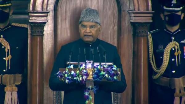 நாடாளுமன்ற பட்ஜெட் கூட்டத்தொடர் தொடங்கியது.. குடியரசுத் ராம்நாத் கோவிந்த் உரை!