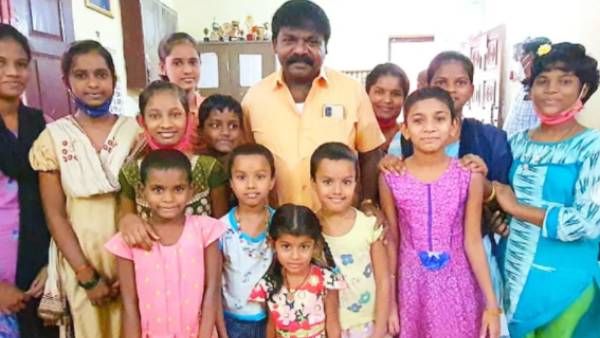 இமான் அண்ணாச்சியின் புது முயற்சி.. இது லிஸ்டிலேயே இல்லையே... வாழ்த்தும் ரசிகர்கள்