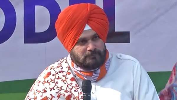 பஞ்சாப் சட்டசபை தேர்தல்: ஓரங்கட்டப்படுகிறாரா?.. முதல்வர் வேட்பாளர் யார்?.. சித்து பரபரப்பு விளக்கம்!