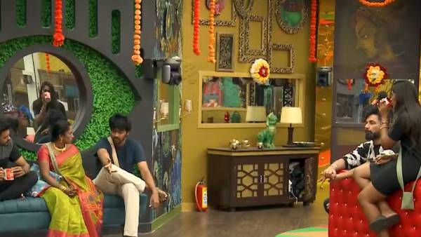 பிக்பாஸ் வீட்டிற்குள் மீண்டும் வந்த தாமரை...வந்ததும் அவர் வேலையை தொடங்கிவிட்டாரே