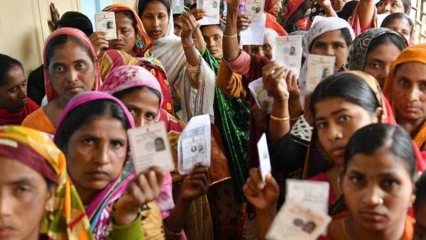 உத்தர பிரதேச தேர்தல்: அயோத்தி, அலகாபாத் உட்பட.. 61 தொகுதிகளில் 5ம் கட்டமாக இன்று வாக்குப்பதிவு!