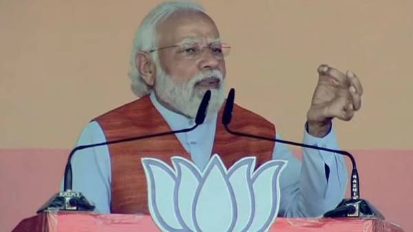 பயங்கரவாதிகளிடம் அனுதாபம் காட்டும் அகிலேஷ்..சைக்கிளில் குண்டு வைத்த தீவிரவாதிகள்-பிரதமர் மோடி பேச்சு