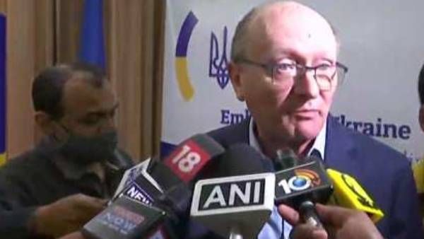 சக்திவாய்ந்த தலைவர் மோடியால் முடியும்.. புதினுக்கு போனை போட்டு போரை நிறுத்த வேண்டும்: உக்ரைன் தூதர்