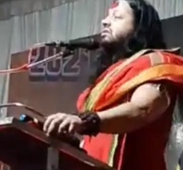 காந்தியை நிந்தித்த சாமியார்கள் - ஹரித்வாரை அடுத்து சர்ச்சையில் ராய்பூர் மத மாநாடு