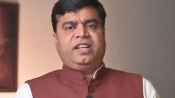 கடவுளே.. கதறி அழுத கணவன் மனைவி.. கண்ணீரோடு வீடியோ.. உ.பி தேர்தலில் என்னவெல்லாம் நடக்குது பாருங்க!