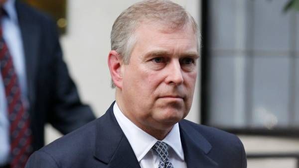 17 வயது சிறுமியுடன் 