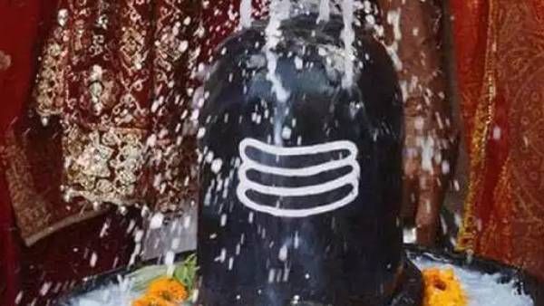 மகாசிவராத்திரி நாளில் சிவனுக்கு நான்கு கால அபிஷேகம் ... என்னென்ன பலன்கள்