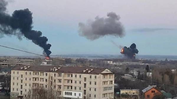 உக்ரைன் மீதான ரஷ்யாவின் உக்கிர படையெடுப்பு- முந்தைய இரு உலக யுத்தங்கள் நிகழ்ந்தது இப்படித்தான்!