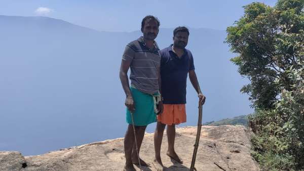 மகாசிவராத்திரி... பூண்டி வெள்ளியங்கிரி ஆண்டவர் கோவிலில் மலையேர குவிந்த பக்தர்கள் கூட்டம்