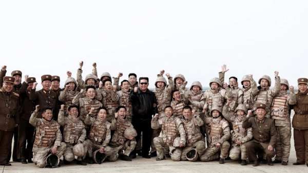 பார்க்கத்தானே போறீங்க இந்த கிம் ஆட்டத்தை..அமெரிக்காவுக்கு சவால் விடும் கிம்? மிரட்டும் மெகா ஏவுகணை