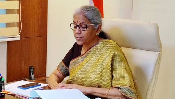 போலி சீன கடன் செயலிகள்.. அமைச்சர் நிர்மலா சீதாராமன் முக்கிய ஆலோசனை! வருகிறது நிரந்தர செக்?