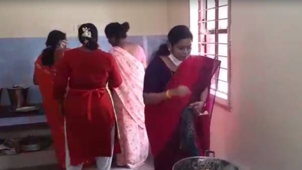 மகளிர் விடுதியில் சென்னை கலெக்டர் விஜயராணி அதிரடி ஆய்வு.. வாழைக்காய் பொரியல் செய்து அசத்தல்