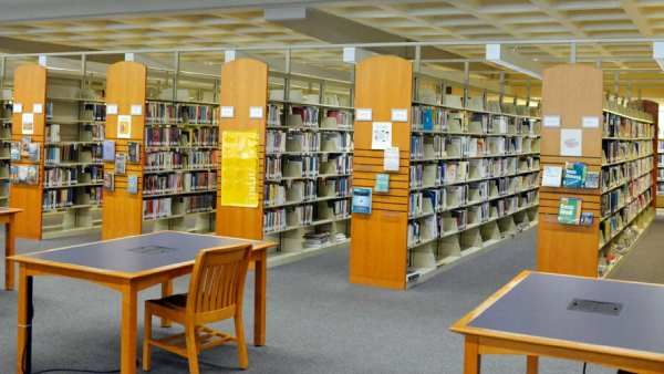 போட்டித் தேர்வுக்கு தயாராகும் மாணவர்களே... தமிழக நூலகங்களில் நூல்கள் வாங்க புதிய குழு அமைப்பு