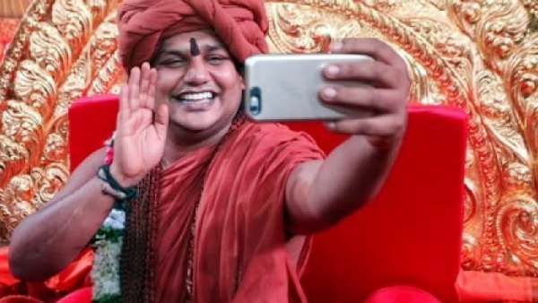 மூடிய அறைக்குள் தூங்கும் பழக்கமே இல்லையாம்.. கைலாசா எங்கே இருக்கிறது.. துப்பு கொடுத்த நித்தியானந்தா