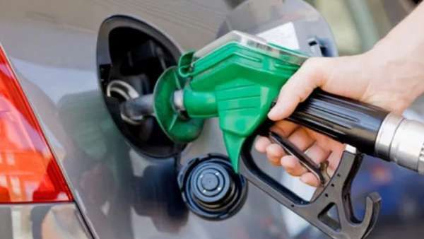 உலகிலேயே அதிகபட்சமாக பெட்ரோல் விலை ரூ 200.. குறைந்தபட்சம் ரூ 2.. எங்கு தெரியுமா?