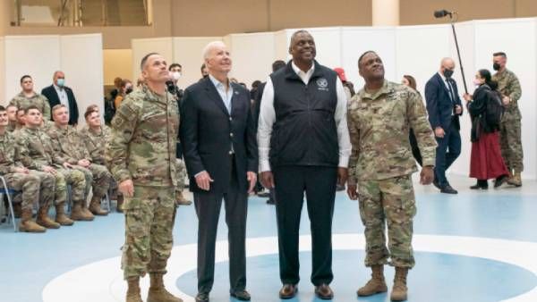 உக்ரைன் எல்லைக்கே போன அமெரிக்க அதிபர் ஜோ பைடன்.. ஏவுகணைகளை தடுக்க ஸ்பெஷல் ஏற்பாடு.. பரபரத்த ராணுவம்