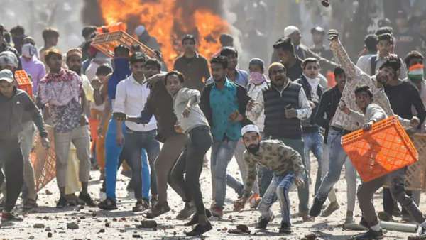 அடேங்கப்பா! இந்தியாவில் கடந்த 5 ஆண்டில் மட்டும் இத்தனை சாதி, மத கலவரங்களா? அதிர வைத்த புள்ளி விவரம்!