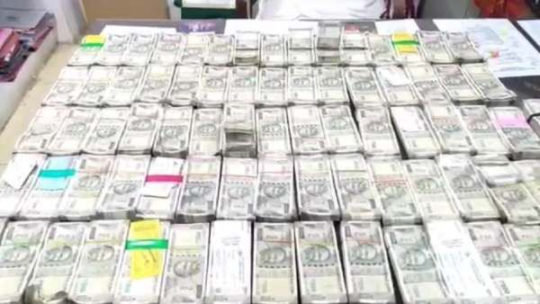 லஞ்சப் பணத்தை வாரி சுருட்டிய ஆதிதிராவிடர் நலத்துறை அலுவலர்! தட்டி தூக்கிய லஞ்ச ஒழிப்புத் துறை