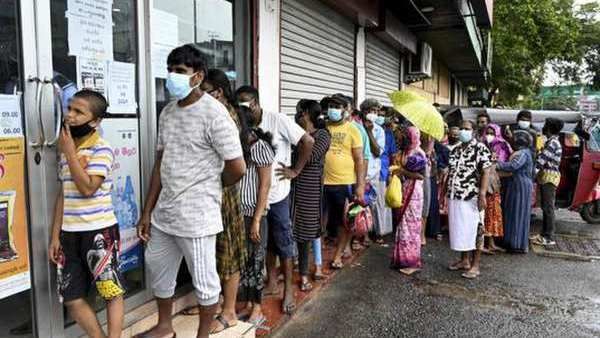 நீளும் லிஸ்ட்.. இலங்கை மட்டுமில்லை.. இந்த 5 நாடுகளிலும் கடும் பொருளாதார நெருக்கடிதான்.. அதிர்ச்சி!