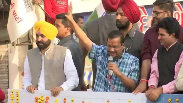 “திமிர் பிடித்த பாஜக” ஆம் ஆத்மிக்கு வாய்ப்பு கொடுங்க.. பிரதமரின் கோட்டையில் முழங்கிய கெஜ்ரிவால்..!