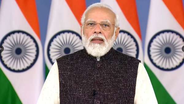 பெட்ரோல், டீசல் வரியை மாநிலங்கள் குறைக்கனும்னு பிரதமர் மோடி கேட்க வெட்கப்படனும்.. கேசிஆர் அட்டாக்