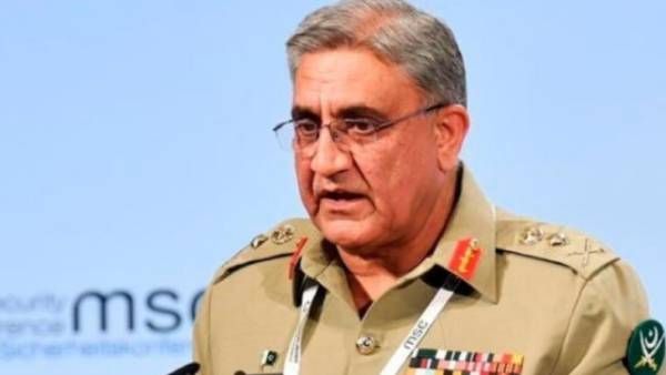 காஷ்மீர் பிரச்சனையில் இந்தியாவுடன் பேச்சுவார்த்தை! திடீரென இறங்கி வரும் பாக் ராணுவ தளபதி! என்னாச்சு?