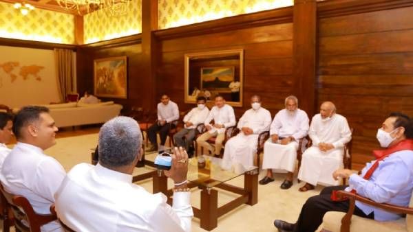 இலங்கையில் புதிய அமைச்சரவை பதவியேற்பு - மீன்வளத்துறை அமைச்சரான டக்ளஸ் தேவானந்தா