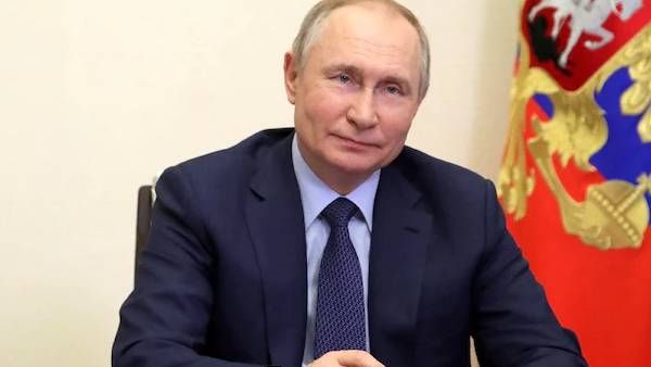 பிளானே வேற! 