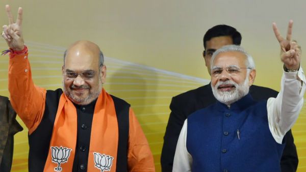 மோடி மீது தமிழகத்தில் அன்பும் பாசமும் பெருகி வருகிறது.. படம் காட்டி தமிழில் பதிவிட்ட அமித்ஷா