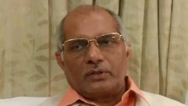 தடைகள் நீங்கனுமா? வீட்டில் மாட்டு கோமியத்தை தெளியுங்கள்... பாஜக அமைச்சர் பரபர பேச்சு