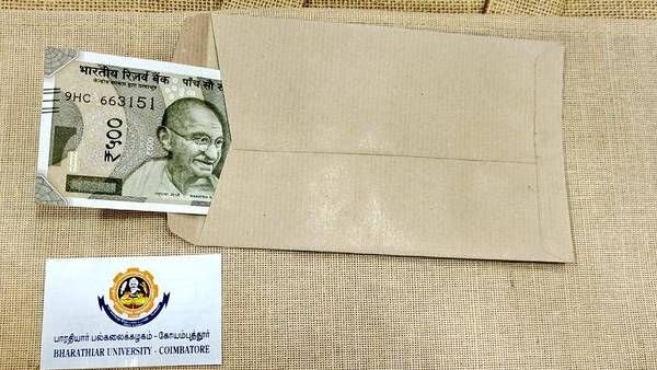 ஆளுநர் பற்றி செய்தி வெளியிட லஞ்சம்? - ‘கவர்’ கொடுத்த பல்கலை. நிர்வாகம் - செய்தியாளர்கள் அதிர்ச்சி!