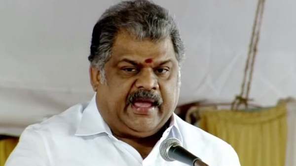 ஶ்ரீபெரும்புதூரில் ராஜீவ் காந்தியுடன் எத்தனை காங். தலைவர்கள் இறந்தனர்? ஜி.கே.வாசனுக்கு சுளீர் கேள்வி