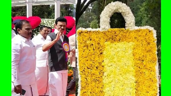 நீலகிரி, கொடைக்கானலின் கோடை விழாக்கள் இனிதே நிறைவு.. மலர்க்கண்காட்சிகளை ரசித்த சுற்றுலா பயணிகள்