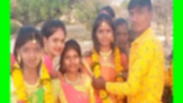 இருட்டில் 