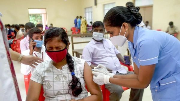 சென்னையில் வீடு தேடி வரும் சிலிப்.. கொரோனா தடுப்பூசி பணியை தீவிரப்படுத்தும் மாநகராட்சி