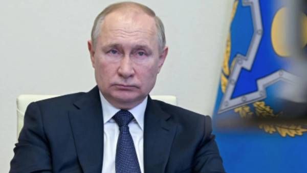 10 குழந்தைகளை பெற்றால் ரூ.13 லட்சம் பரிசு.. ரஷ்ய அதிபர் விளாடிமிர் புதின் அறிவிப்பு.. காரணம் இதுதான்