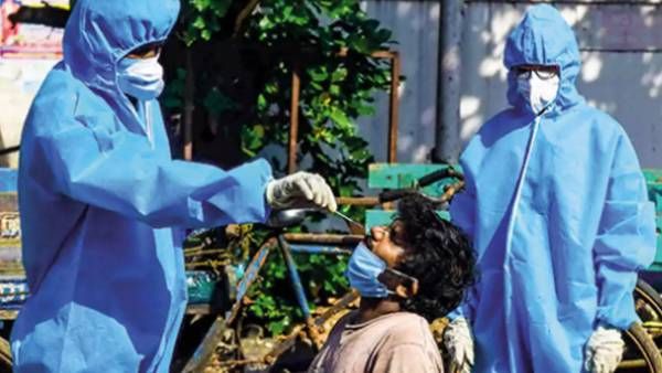 மறுபடியும் மொதல்ல இருந்தா? மும்பையில் திடீரென அதிகரிக்கும் கொரோனா! உஷார் நிலையில் மருத்துவமனைகள்!