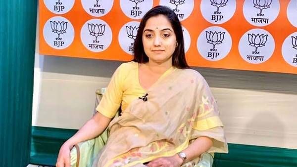 நபிகள் நாயகம் சர்ச்சை: பாஜக முன்னாள் செய்தித் தொடர்பாளர் நுபுர் சர்மா தப்பி ஓடி தலைமறைவு?