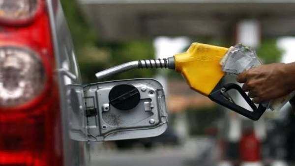 இலங்கை நிலையா? இந்தியா முழுவதும் அச்சுறுத்த தொடங்கும் பெட்ரோல், டீசல் தட்டுப்பாடு - பங்குகள் மூடல்