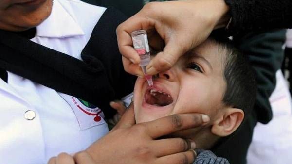 லண்டனில் மீண்டும் போலியோ கிருமி.. ப்ளீஸ் இத செக் பண்ணுங்க.. பெற்றோருக்கு வேண்டுகோள்!