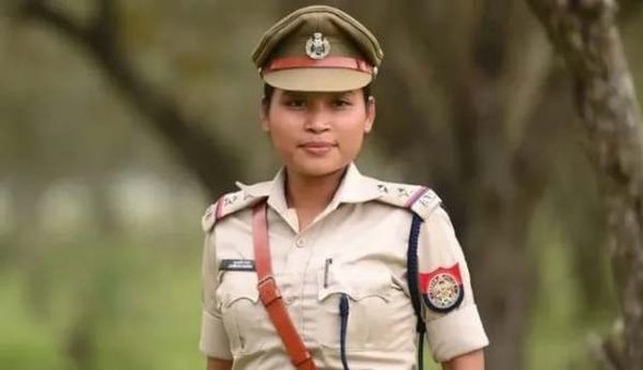 மோசடி வழக்கில் வருங்கால கணவரை சிறையில் அடைத்த பெண் எஸ்ஐ கைது! அசாம் பெண் சிங்கத்துக்கு என்னாச்சு?